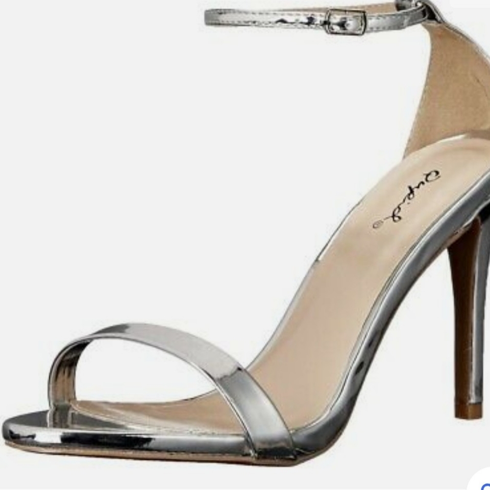 Qupid Grammy 01 strap sandals 4in heel silver sz 8
